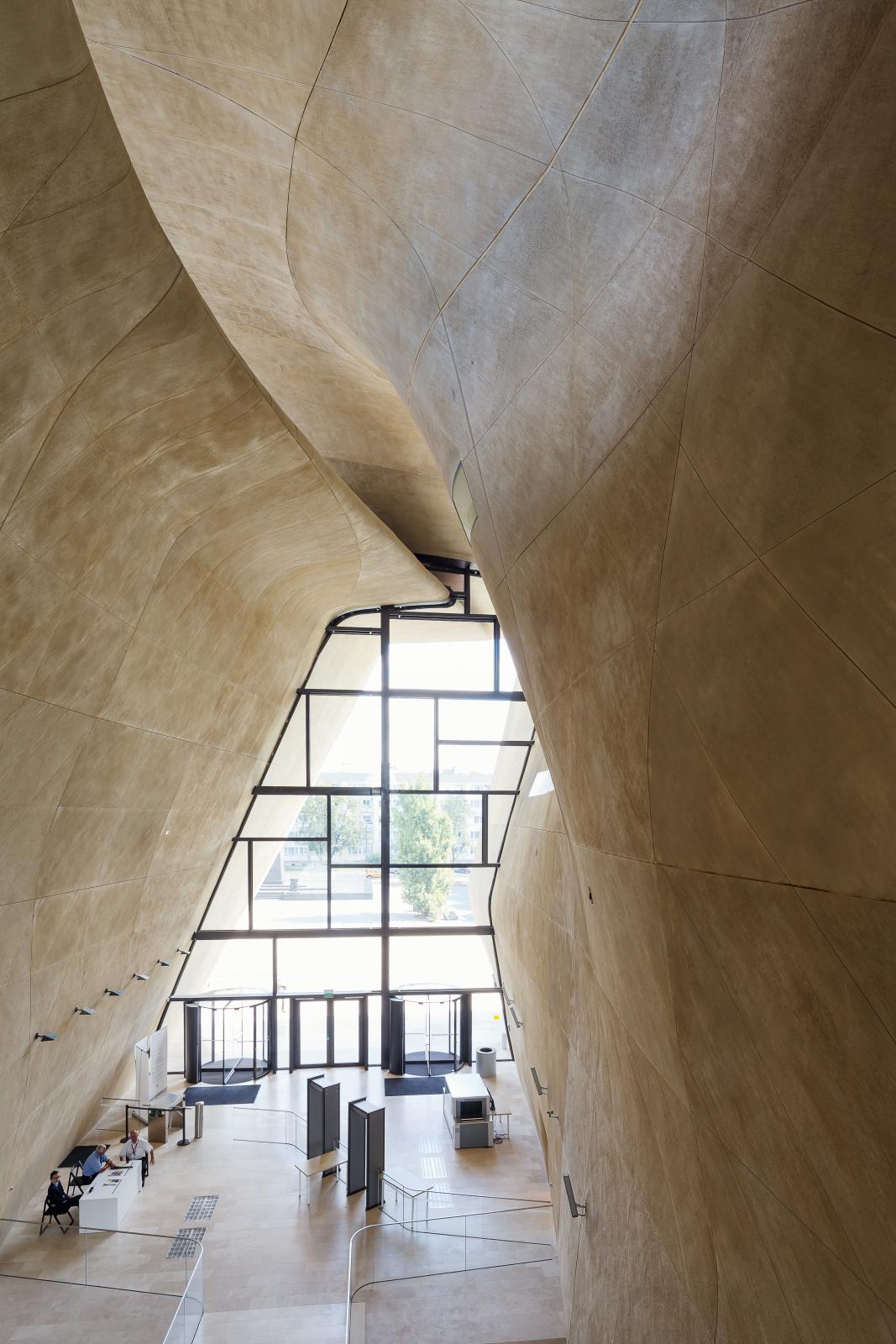 Photograph of POLIN Museum of the History of Polish Jews, designed by Lahdelma & Mahlamäki Architects and located in Warsaw, Poland